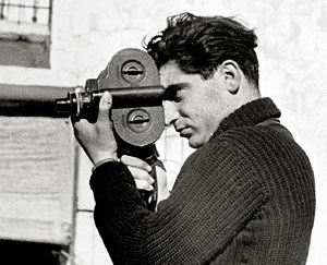 Porträtt av Robert Capa vid fronten