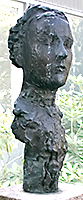 Foto av en statyett av Johanna Hedén